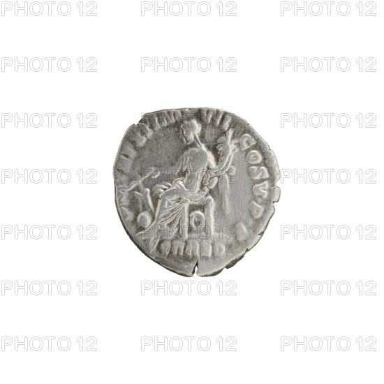 Denarius of Commodus (161–192; Roman emperor 177–192). Obverse: Head of Commodus in laurel wreath facing right, legend M COMM ANT - FEL AVG BRIT. Reverse: Fortuna seated left, holding a rudder in her right hand and a cornucopia in her left, with a wheel under the seat, legends PM TRP XI IM VII - COS V PP. Inscription episode FOR RED, 186, struck in Rome, Roman Empire (27 BC–476). Coin. Diameter 17.0–18.0 mm, weight 2.15 g, axis 15°.