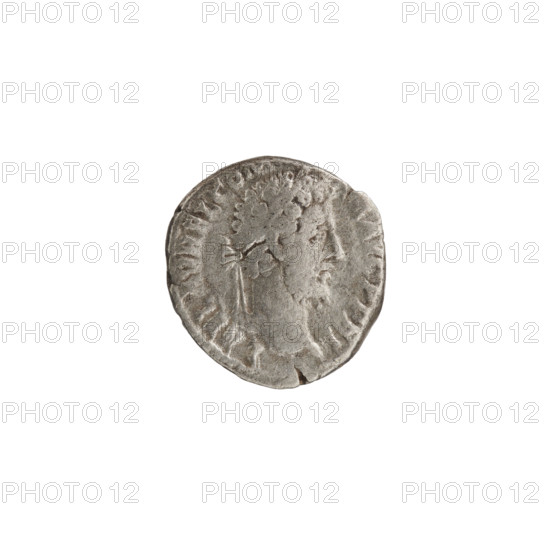 Denarius of Commodus (reign 177–192). Obverse: Head of Commodus with a laurel wreath facing right, legend L AEL AVREL COM - AVG P FEL. Reverse: Two standing figures — on the left, personification of Africa (Alexandria) wearing an elephant scalp, holding a sistrum, with a lion at her feet, offering ears of corn to Hercules-Commodus on the right, who stands with one foot on the prow of a ship and rests his club on a rock; legend PROVIDENTIAE - AVG. Date: 191–192. Roman Empire. Coin: diameter ~16.0–16.5 mm, weight 3.20 g, axis 15°.