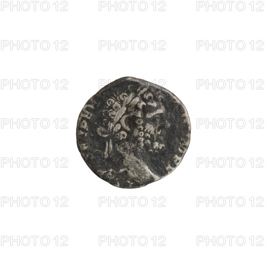 Denarius, Roman deities; Minerva (mythology); Septimius Severus (Roman emperor, 146–211) — iconography: spears, shields. Obverse: head of Septimius Severus in a laurel wreath facing right, inscription L SEP, SEV PER, MP V. Reverse: Minerva stands left, in her right hand a spear pointing forward and down, in her left hand a round shield, inscription COS II PP. 195 CE, Roman Empire (27 BCE–476 CE), Rome. Coin: diameter 16.5–17.0 mm, weight 3.16 g, axis 0°.