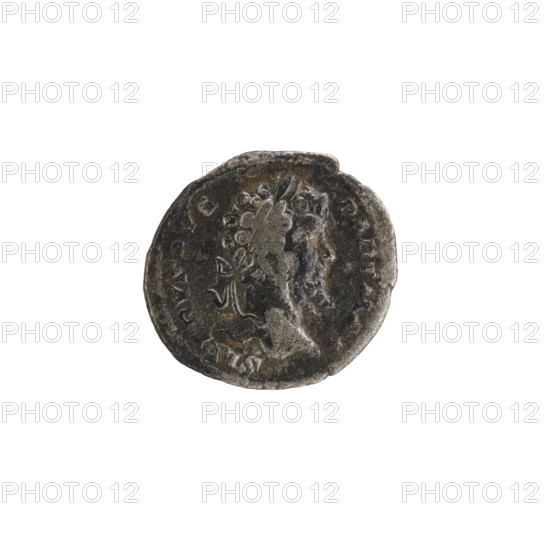 Denarius depicting Victoria and Septimius Severus. Obverse: SEVERVSAVG PARTMAX — head of Septimius Severus in a laurel wreath facing right, pearl rim. Reverse: PMTRPVIII CO SIIPP — Victoria tiptoes to the left, holding a garland in both hands; at her feet left, a round shield on a pedestal, pearl rim. Roman Empire, 200. Coin, diameter 19.0 mm, weight 2.80 g.