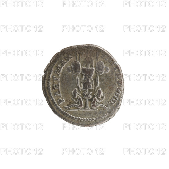 Denarius of Septimius Severus (Roman emperor, 146–211). Obverse: SEVERVS PIVS AVG — head of Septimius Severus in a laurel wreath facing right, pearl rim. Reverse: PART MAX, TR P VIIII — two prisoners with hands tied behind their backs, facing each other, seated on the ground under a trophy, pearl rim. Roman Empire, 201. Coin: diameter 18.5 mm, weight 3.21 g.