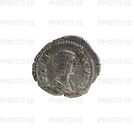 denarius, Julia Domna (ca. 160–217; Roman empress 193–211). Obv.: IVLIA AVGVSTA — Bust of Julia facing right, pearl border. Rev.: IVNO (Juno) — Juno standing frontally with head turned left, holding a patera in her right hand and a scepter in her left; a peacock to left, pearl rim. Date: 198–209. Roman Empire (27 BC–476), Rome. Coin; diameter 17.5–19.5 mm, weight 3.15 g.