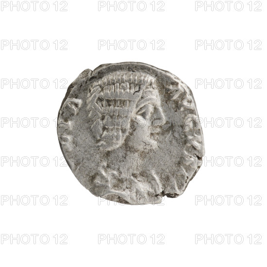 Denarius of Julia Domna (ca. 160–217), Roman Empire, ca. 198–209. Obverse: Bust of Julia facing right, pearl border. Reverse: IVNO — Juno standing left, holding a patera in her right outstretched hand and a scepter in her left; a peacock at her left, pearl border. Coin; diameter 15.0 mm, weight 2.90 g.