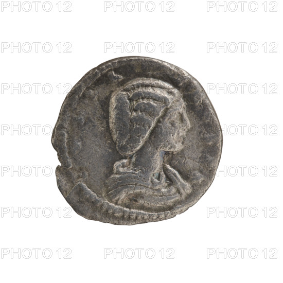 Denarius of Julia Domna (ca. 160–217), Roman empress (193–211). Obverse: IVLIA AVGVSTA — bust of Julia Domna facing right, pearl border. Reverse: LAETIT — Laetitia standing left, holding a wreath in her outstretched right hand and a rudder in her left, pearl border. Circa 198–209. Coin (Rome), diameter ~17.0–17.5 mm, weight 2.78 g.