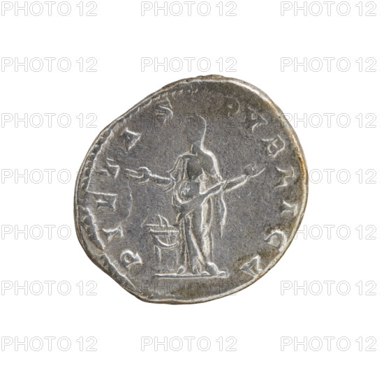 Denarius of Julia Domna (ca. 160–217; Roman Empress 193–211). Obverse: IVLIA AVGVSTA — bust of Julia Domna facing right, pearl rim. Reverse: PIETAS PVBLICA — Pietas in a veil stands facing forward, head turned left, both hands raised in prayer; at her feet a burning altar decorated with garlands, pearl rim. Date: 198–209. Roman Empire (27 BC–476), Rome. Coin; diameter 17.0–17.5 mm, weight 3.05 g.