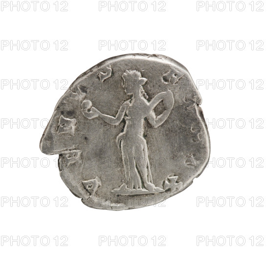 Denarius, Julia Domna (ca. 160–217; Roman empress 193–211). Obverse: IVLIA AVGVSTA — bust of Julia Domna facing right, pearl border. Reverse: VENVS FELIX — Venus standing left, holding an apple in her right outstretched hand and unwinding the folds of her robe with her left, pearl border. Circa 198–209. Roman Empire. Coin. Diameter 16.5–18.0 mm; weight 2.73 g.