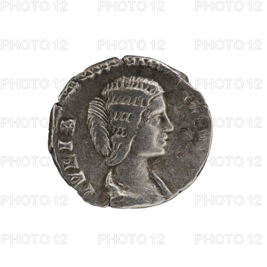 denarius, Julia Domna (ca. 160–217; Roman empress 193–211), Roman Empire — Obv.: IVLIA AVGV, bust of Julia Domna facing right, pearl border. Rev.: VENVS FELIX, Venus standing left, holding an apple in her right outstretched hand, unwinding the folds of her robe with her left, pearl border. Date: 198–209. Material: coin; diameter 16.5–18.0 mm; weight 2.65 g; place: Rome.