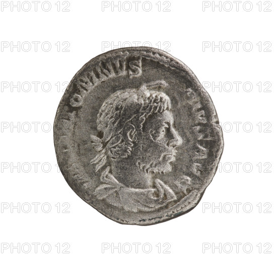 Denarius, Elagabalus (reigned 218–222). Obverse: IMP ANTONINVS PIVS AVG — Bust of Elagabalus with laurel wreath and paludamentum facing right, pearl rim. Reverse: SVMMVS SACERDOS — Elagabalus wearing laurel wreath and long robe stands facing left, holding a patera above an altar in his right hand and a branch in his left hand; star in left field, pearl rim. Date: 220–222. Roman Empire (27 BC–476). Rome. Coin. Diameter 17.5–18.0 mm; weight 2.35 g.