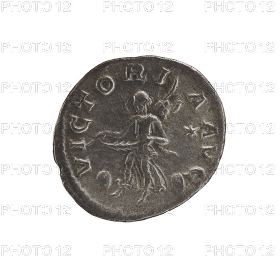 Denarius, Elagabalus (reigned 218–222). Obverse: IMP ANTONINVS PIVS AVG — Bust of Elagabalus with laurel wreath and paludamentum facing right, pearl border. Reverse: VICTORIA AVGG — Victoria flying to the left holding a garland in both hands, one oval shield in each field, a star in the right field. Date: 220–222. Roman Empire. Coin. Diameter 18.0–18.5 mm; weight 2.02 g.
