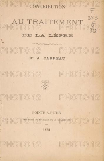 Contribution au traitement de la lèpre, book, writer (clerical worker): J. Carreau, publisher: Imprimerie du Courrier de la Guadeloupe, Pointe-à-Pitre, 1892, writer (clerical worker), paper, printing, albumen print, height 222 mm x width 148 mm x thickness 2 mm, A faded, cream-colored book page with aged spots and slight discoloration, featuring a centered ornamental flourish above the midpoint and a small decorative emblem below it, faint pencil markings near the right edge, and visible wear along the left and right margins.