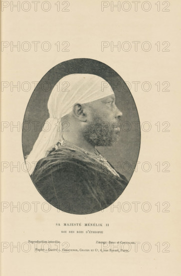Sa Majesté Ménélik II, Roi des Rois d'Éthiopie, Portrait of Menelik II, page, photomechanical print, inscription: 'Reproduction interdite., Papier &lt, Lustré &gt, . Grosvenor, Chater et Co, 6, rue Favart, Paris.', cliché maker: Berg et Chevalier, c. 1891 - in or before 1896, Berg et Chevalier, photographer, cliché maker, paper, autotype, zincogravure, height 112 mm x width 85 mm, Person, Menelik II, historical persons, emperor, A sepia-toned oval portrait of a person in profile facing right, wearing a light headwrap tied at the back with a long tail, a textured dark garment, and a beaded or ornate necklace; the portrait is centered on a pale page with faint paper texture and small printed lines of text below the oval.