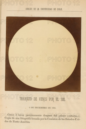 Transit of Venus, Transito de Venus por el Sol, photograph, page, 1882-12-06, photographer, paper, albumen print, height 117 mm x width 119 mm, Photo on page 7., sun as celestial body, Venus (planet), astronomical phenomena, Moon, Sun, A sepia-toned page shows a large dark square with a lighter circular disk centered inside it, the disk containing faint grid lines and a small darker circular spot near its lower area. The page has printed headings and lines above and below the image, and there is additional printed text beneath the image. The paper shows slight discoloration and age marks along the edges.