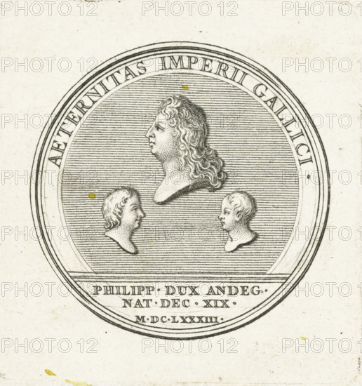 Coin with three busts, print, Reverse of a coin with three busts in profile, the top one is Louis of France (le Grand Dauphin), below facing each other are his two sons: Louis, Duke of Burgundy and Philip, Duke of Anjou. The coin is dated December 19, 1683: Philip's birthday., printmaker: Gerard Edelinck, Paris, publisher: Gerard Edelinck, 1702, Gerard Edelinck, printmaker, publisher, paper, engraving, height 57 mm x width 54 mm, Person, Louis of France (Duke of Burgundy), Philip V (King of Spain), Dauphin of France Louis, An engraved circular medallion with concentric border lines contains three classical busts in profile oriented toward each other against a densely hatched circular background, the upper bust showing a person with long wavy hair looking left and the lower two busts facing one another, each with shorter curly hair; the surrounding paper is aged with scattered small spots and a few yellowish stains.