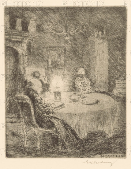 Reading men by candlelight, print, Three men in winter clothing around a table with a single burning candle on it. One of them is reading a book, another the newspaper. The third man is staring ahead., printmaker: Erkelens (signed by artist), 1944-11, paper, etching, intaglio printmaking technique, height 153 mm x width 123 mm, reading, candle, Second World War, A dimly lit interior scene rendered in fine etched lines shows two seated figures at a round table covered with a draped cloth, a bright flame on the table casting radiating light, plates arranged on the table, an elderly person in a high-backed chair holding a book with visible hands and curled hair, another figure seated opposite wrapped in a patterned shawl, an ornate carved mantelpiece with decorative vessels on top at the left, a framed picture on the wall behind the table, a tall column or cabinet with sculptural details at the right, a chandelier hanging from the ceiling, textured walls and floor, and intricately pattern...