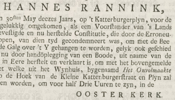 Funeral invitation of Johannes Rannink, invitation, text sheet, Funeral invitation with the invitation to attend the funeral on December 8, 1787, of Johannes Rannink, leader of the 'bijltjes', the rebellious Orangist Amsterdam ship carpenters who rose up against the patriotic city government on the island of Kattenburg, and who was killed in action on May 30, 1787. Cut from a newspaper, printed with text on the reverse side., printer (person), Amsterdam, paper, letterpress printing, text in letterpress, height 91 mm x width 129 mm, A section of aged paper with a block of printed serif text in dark ink, showing evenly spaced lines and varied font sizes, with larger bold letters across the top and a row of large letters centered near the bottom, the paper surface showing subtle discoloration and faint spots, and the ink exhibiting slight texture and unevenness where the letters meet the paper.