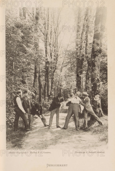 Dénouement, A group of unknown men, one of whom is being held and probably has a wound on the arm bandaged, page, photomechanical print, maker: F. Thévoz & Cie., maker: E. Batault, c. 1888 - in or before 1893, paper, collotype, photoprint, height 162 mm x width 116 mm, lighting, lamps, saber (, fencing), edifice, eg: public building, department store - AA - civic architecture: inside, A sepia-toned photograph shows a wooded path lined with tall trees and dense foliage on both sides, with sunlight filtering through the branches; on the path a group of men in period clothing are engaged in a physical struggle, some wearing hats and jackets, with one man leaning back as others grip his arms and clothing while another appears to be crouching and holding a stick or pole near the ground; the men display varied postures and focused expressions, and the scene occupies the lower portion of the image while the tall trees dominate the upper portion.