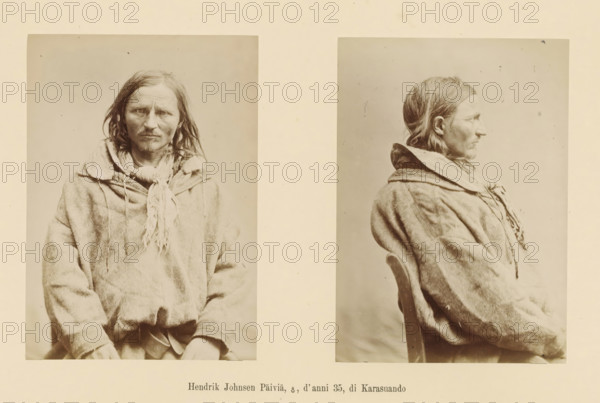 Two portraits of Hendrik Johnsen Päivä, Hendrik Johnsen Päivä, ?, d' anni 35, di Karasuando, page, Left a front view, right a side view., number: 'Tavola IV.', photographer: Paolo Mantegazza, Scandinavia, photographer: Carlo Pietro Stefano Sommier, 1870 - 1880, Paolo Mantegazza, Carlo Pietro Stefano Sommier, paper, albumen print, height 254 mm x width 340 mm, Photo in photo section at the back, adult man (side view, profile), adult man (front view), A sepia-toned photograph shows two portraits of the same person mounted side by side on a light background; the left portrait is a frontal view and the right is a profile view facing right. The person has long straight hair parted near the middle and a narrow face with a mustache and faint facial hair. They wear a textured, loose-fitting garment with a wide collar and a fringed scarf or cloth tied around the neck. In the profile view the person is seated on a wooden chair seen at the back, and the fabric of the garment appears thick and sli...