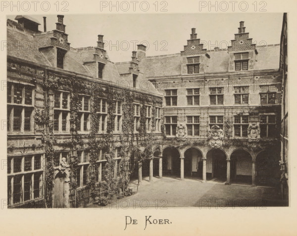 The Koer, Courtyard of the house of Christoffel Plantijn, page, photomechanical print, maker: Joseph Maes, c. 1881 - in or before 1886, paper, collotype, photoprint, height 110 mm x width 160 mm, Print on third unnumbered page after page 104., Person, Balthasar Moretus (II), courtyard, A sepia-toned photograph of a stone courtyard framed by multi-story buildings with steep pitched roofs and stepped gables, featuring rows of rectangular leaded windows and decorative stonework. The courtyard side shows a colonnade with rounded arches supported by columns, above which are ornate carved reliefs set into the façade. Ivy and climbing plants cover much of one wall, partially obscuring windows and architectural details. The ground within the courtyard is open and paved, and the roofs display chimneys and dormer openings. The photograph has a wide border around it.