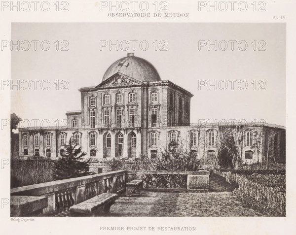 View of the Paris Observatory during its restoration, Observatoire de Meudon - premier projet de restauration, page, photomechanical print, inscription: 'PL. IV', maker: Dujardin, c. 1891 - in or before 1896, paper, photoaquatint, height 149 mm x width 213 mm, observatory (, astronomy), Paris, Observatoire de Paris, A monochrome image of a large classical building with a central dome and a pedimented facade, showing multiple tall arched windows and ornate architectural detailing, flanked by lower wings with repeated window arches. In the foreground a stone balustrade and bench sit above a terrace area with planted beds and low hedges, and trees and shrubs partially obscure the lower portions of the building. The sky is plain and unadorned, and the overall scene has a textured, slightly worn photographic quality.