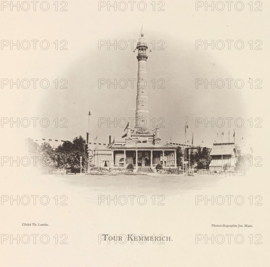 Tour Kemmerich, Exterior of the Kemmerich meat extract pavilion at the World Exhibition in Antwerp, page, photomechanical print, photographer: Th. Lantin, Antwerp, printer (person): Joseph Maes, 1894, printer (person), paper, collotype, photogravure, height 128 mm x width 167 mm, tower, clock tower, monumental adornment, façade (of house or building), World Exhibition 1894 (Antwerp), A tall cylindrical stone tower rises from a rectangular neoclassical building with a columned portico and a flight of steps, flanked by trees and smaller structures, with a domed lantern and spire at the tower top and a hazy sky background.