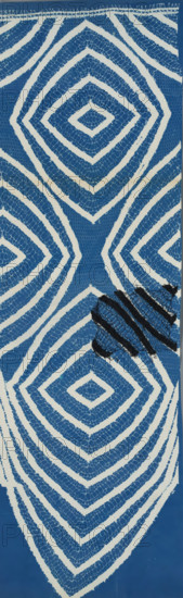 Collar made of gauze or tulle, photogram, France, c. 1900, photographer, textile materials, tulle, paper, cyanotype, tulle door darning, tulle embroidery, height 220 mm x width 696 mm, lace, A tall rectangular image filled with a repeating blue and white geometric pattern resembling concentric diamond shapes made of irregular cracked web-like lines, with a small area of dark black diagonal stripes and frayed edges overlapping one of the diamond shapes near the right center.