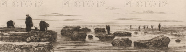 Les ramasseurs de varech à Veules (original title), Zeewierplukkers aan de kust bij Veules, Souvenir du Hâvre (original series title), print, View of a beach with boulders where people are picking seaweed in the surf., printmaker: Carel Nicolaas Storm van 's-Gravesande, c. 1873, Carel Nicolaas Storm van 's-Gravesande, paper, etching, intaglio printmaking technique, height 131 mm x width 365 mm, beach (landscape with figures, staffage), gathering herbs, Veules (city), A wide seascape rendered in monochrome lines shows a shoreline with flat rock ledges and scattered large boulders rising from shallow water, with a horizon line and a few thin clouds above; several human figures in dark clothing are positioned across the scene, some standing on the rock ledges and boulders, others bent over or leaning forward, with a few holding long thin objects or carrying baskets, their forms simplified and sketched with fine crosshatching; the water surface is calm with horizontal strokes indicating ge...