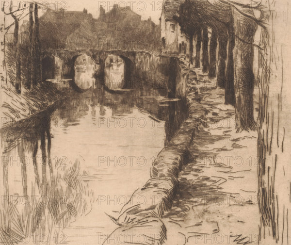 Old bridge in Diksmuide, Vieux Pont, Old bridge over a canal in Diksmuide, print, watermark: 'Van Gelder Zonen', printmaker: Albert Baertsoen, 1897, paper, etching, drypoint, intaglio printmaking technique, height 220 mm x width 258 mm, pier, quay, wharf, bridge in city across river, canal, A sepia-toned sketch of a riverside scene showing a stone walkway running beside a narrow water channel with irregular stones forming its edge, tall thin trees lining the path and their trunks and branches rendered in fine cross-hatched lines, a stone bridge with rounded arches spanning the water in the distance, reflected shapes visible on the water surface beneath the arches, buildings with pitched roofs and simple rectangular facades seen beyond the bridge, and dense hatching used throughout to indicate shadows and texture on the banks, trees, and architectural elements.