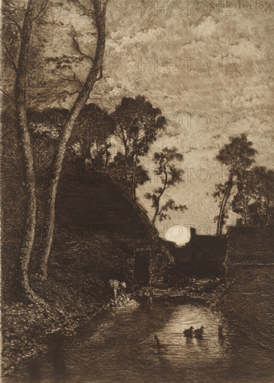 Landscape with ducks in a pond, Clair de Lune, L'eau-forte en 1881, French etchings from 1881, print, Series number, 29, 30, collector's mark: 'AFE v S', watermark, printmaker: Emile Adélard Breton, publisher: widow Alfred Cadart, Paris, 1881, paper, etching, drypoint, intaglio printmaking technique, height 280 mm x width 200 mm, landscapes with waters, waterscapes, seascapes (in the temperate zone), laundering, moonlight, A sepia-toned scene showing tall, slender trees with textured bark framing a narrow waterway that reflects light, a large thatched-roof structure partially silhouetted against the sky, clusters of trees and foliage along the banks, a bright circular sun low on the horizon near rooflines, two small ducks floating on the water, and a figure seated at the water's edge near a small cascade.