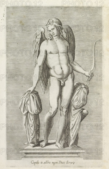 Sculpture of Amor, Cupid in aedibus magni ducis Etrurie, Ancient sculptures in Rome, Antiquarum statuarum urbis Romae quae in publicis locis visuntur icones, print, album page, Caption in Latin. Print is part of an album., number: '22', printmaker, publisher, Rome, Italy, paper, engraving, height 222 mm x width 135 mm, This print is part of a set of 79 prints (title print) depicting ancient sculptures in Rome., piece of sculpture, reproduction of a piece of sculpture, (story of) Cupid, Amor (Eros), A grayscale engraved image of a nude winged figure standing on a rectangular pedestal, with long wavy hair and a downward gaze, holding draped cloths in each hand; one arm extends outward while the other grasps a curved object, and feathered wings rise behind the shoulders; finely hatched horizontal lines form the background and folds and contours of the body and cloth are rendered with detailed linework.
