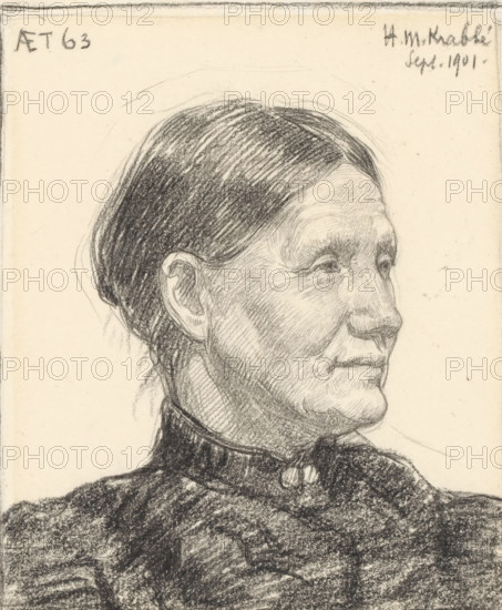 Portrait of Mrs. Parnemann, drawing, draftsman (artist): Heinrich M. Krabbé, Netherlands, 1901-09, draftsman (artist), inorganic material, paper, chalk, black chalk, height 290 mm x width 238 mm, height 142 mm x width 118mm, historical persons, A pencil drawing of an older woman in three-quarter profile facing right, showing her hair pulled back and detailed shading in her hair and facial features, with visible wrinkles around her eyes and mouth, a defined ear, a high collar with small round buttons, and textured clothing; the background is plain.