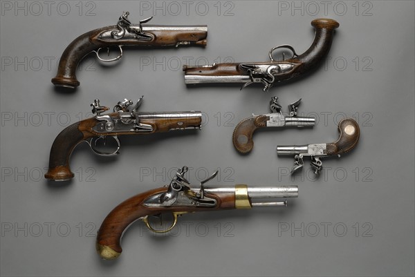 Pistolets fin 18e-début 19e siècles
