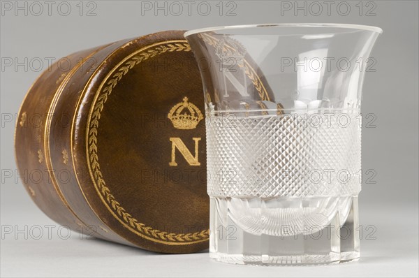 Verre gobelet en demi cristal, 1er tiers du 19e siècle