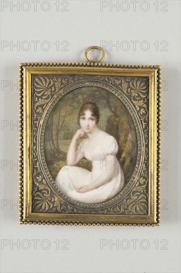Daniel Saint, "La reine Hortense, en robe blanche, assise"