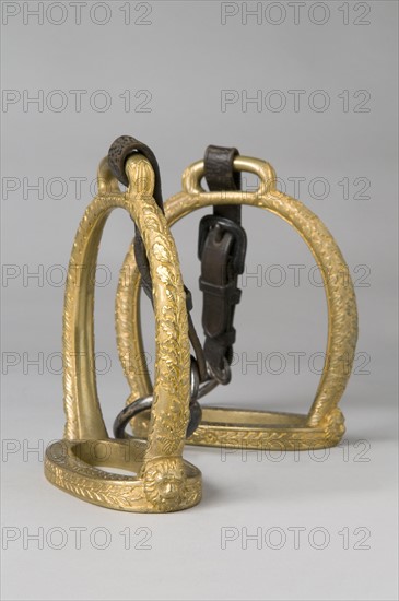 Pair of general's stirrups in gilded bronze, French 1st Empire