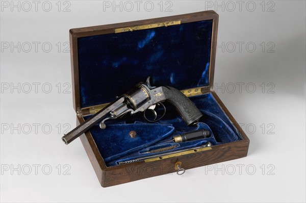 Revolver box that belonged to the Emperor Napoleon III