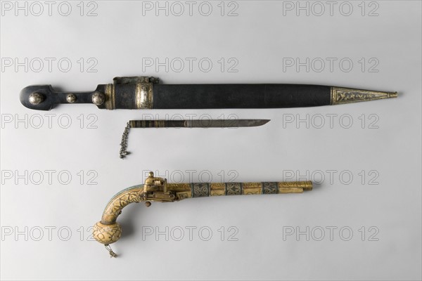 Caucasian dagger and flintlock pistol, 19th Century