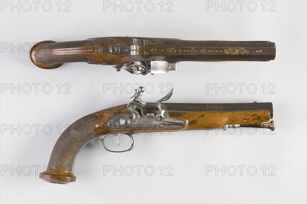 Paire de pistolets à silex d'officier, époque 1810-1820