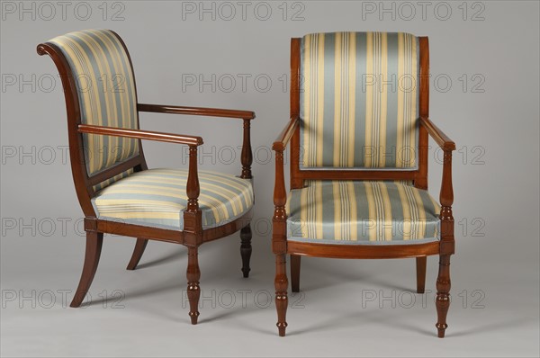 Pair of mahogany armchairs, end of the French Consulate