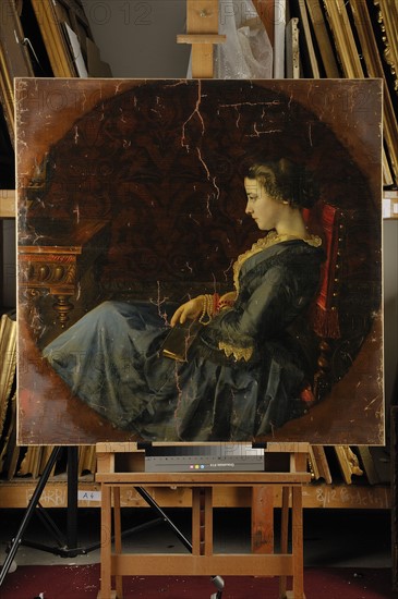 Desgoffe, "Portrait de l'impératrice Eugénie de profil, tenant un livre à la main"