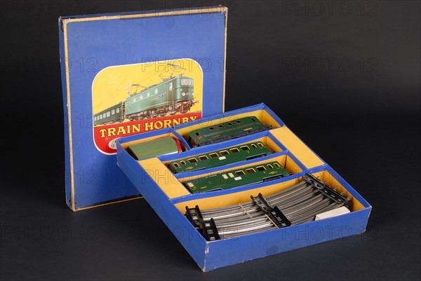 Toy : train box, "Le Mistral" from Hornby "O" (France)