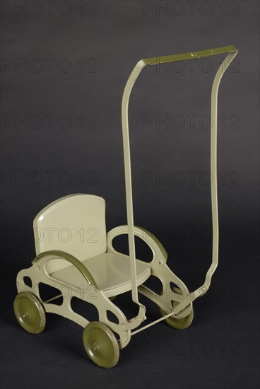 Toy : doll stroller