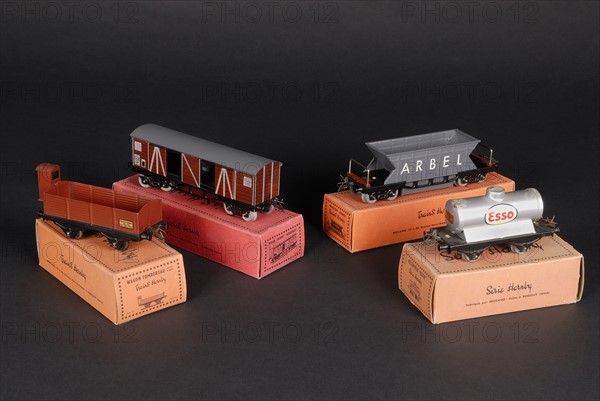 Toy : 4 wagons with their boxes