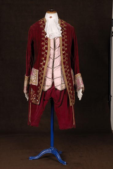 Theatrical costume : man costume, Louis XV style