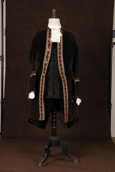 Theatrical costume : soldier costume, First french Empire style