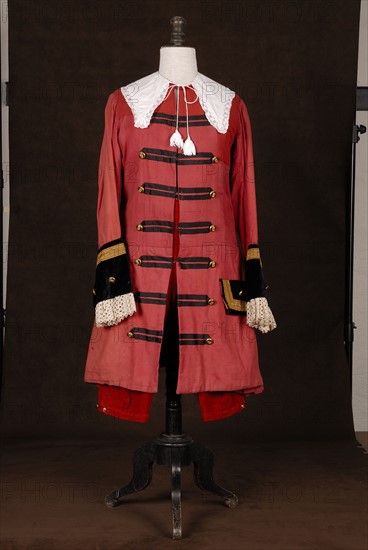 Costume de théâtre : costume d'homme style Louis XIV