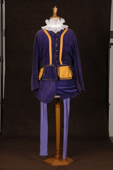 Costume de théâtre : costume d'homme style Henri II