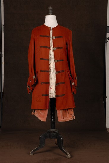 Theatrical costume : military costume, bourgeois Louis XV style