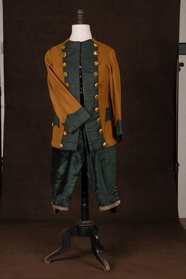 Theatrical costume : villager costume, Louis XV style