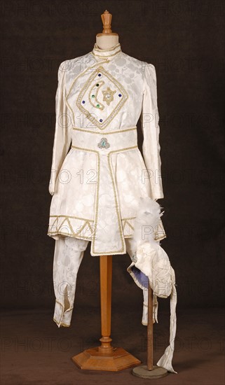 Theatrical costume : Maharajah costume