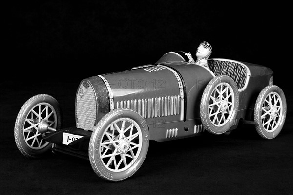 Jouet : Bugatti de course type 35